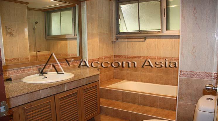 9  3 br Apartment For Rent in Sathorn ,Bangkok BTS Chong Nonsi at Low rise residence 1416774