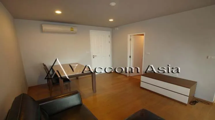 unit 1 Bedroom  Condominium For Rent & Sale in Sukhumvit, Bangkok  near BTS Ekkamai (1516816)