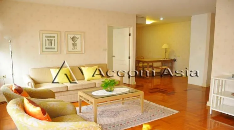 unit 2 Bedrooms  Condominium For Rent in Sukhumvit, Bangkok  near BTS Nana (10154)