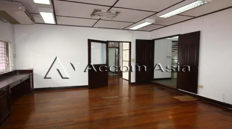 4  3 br House For Rent in Sukhumvit ,Bangkok BTS Phra khanong 1617018