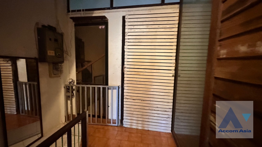 7  4 br House For Rent in Sukhumvit ,Bangkok BTS Phra khanong - BTS Ekkamai 2217040