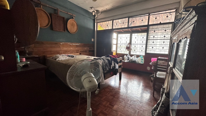 5  4 br House For Rent in Sukhumvit ,Bangkok BTS Phra khanong - BTS Ekkamai 2217040