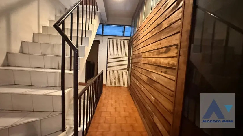 4  4 br House For Rent in Sukhumvit ,Bangkok BTS Phra khanong - BTS Ekkamai 2217040
