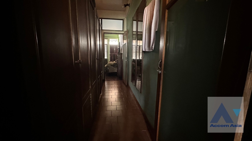 9  4 br House For Rent in Sukhumvit ,Bangkok BTS Phra khanong - BTS Ekkamai 2217040