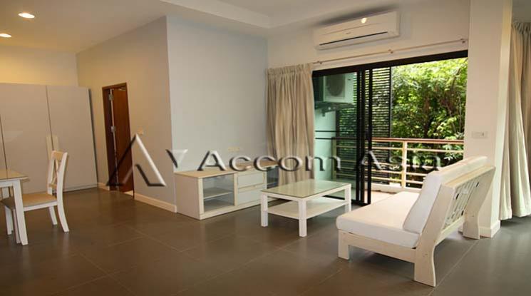  1  Apartment For Rent in Sathorn ,Bangkok MRT Lumphini at Comfortable for living 1417052