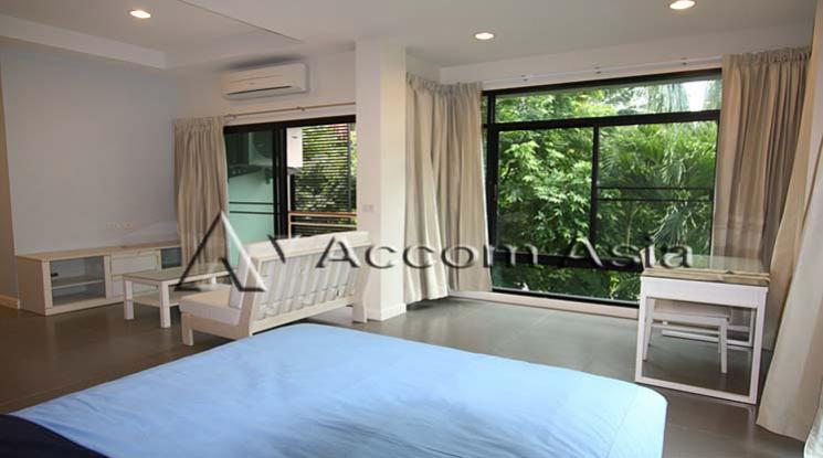 8  Apartment For Rent in Sathorn ,Bangkok MRT Lumphini at Comfortable for living 1417052