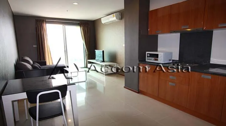 unit 1 Bedroom  Condominium For Rent in Charoen Nakhon, Bangkok  near BTS Krung Thon Buri (1517058)
