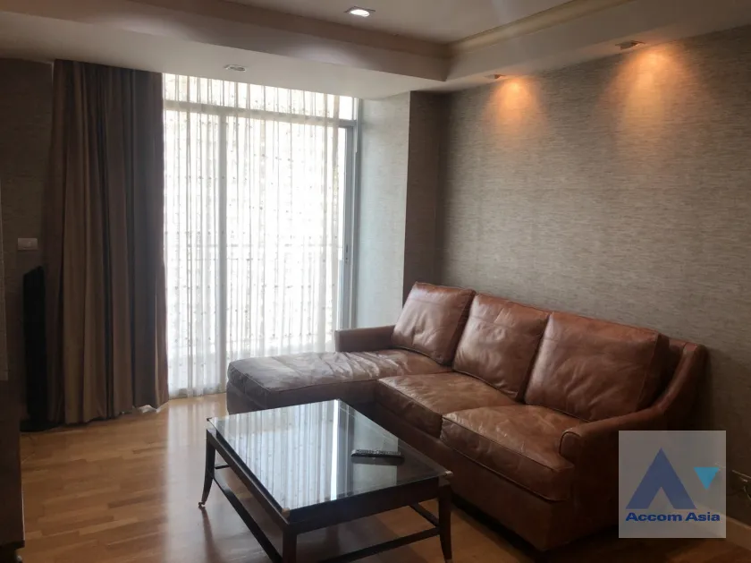unit 1 Bedroom  Condominium For Rent in Sathorn, Bangkok  near BTS Chong Nonsi (1517085)