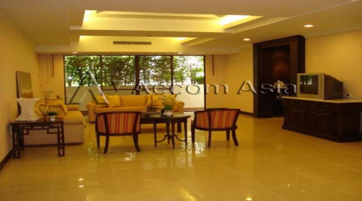  1  3 br Apartment For Rent in Sukhumvit ,Bangkok MRT Sukhumvit - BTS Asok at Perfect for family 1417157