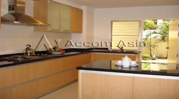 6  3 br Apartment For Rent in Sukhumvit ,Bangkok MRT Sukhumvit - BTS Asok at Perfect for family 1417157