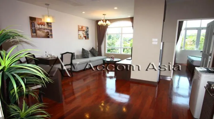 unit 1 Bedroom  Apartment For Rent in Sukhumvit, Bangkok  near BTS Ekkamai (1417182)