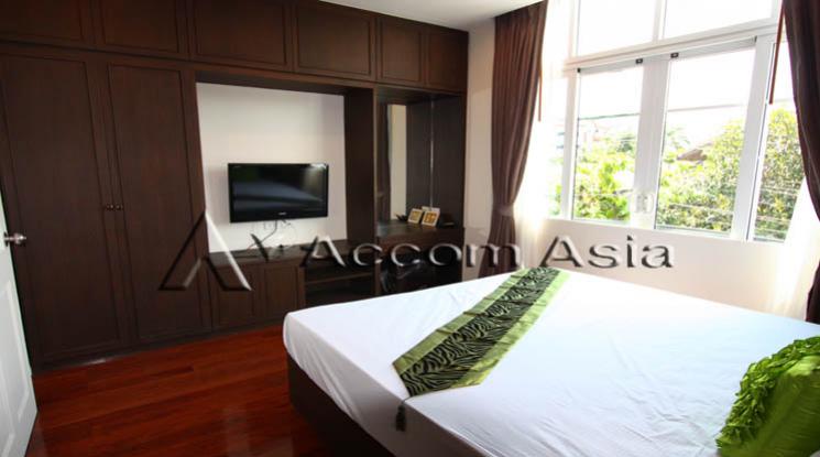 8  1 br Apartment For Rent in Sukhumvit ,Bangkok BTS Ekkamai at High quality of living 1417182