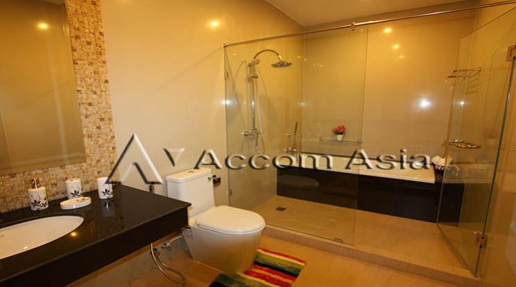 9  1 br Apartment For Rent in Sukhumvit ,Bangkok BTS Ekkamai at High quality of living 1417182