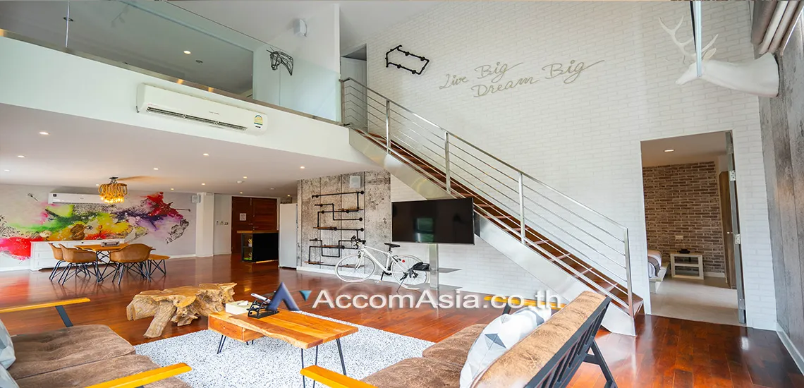 unitDuplex Condo |  3 Bedrooms  Apartment For Rent in Ploenchit, Bangkok  near BTS Chitlom - MRT Lumphini (1417185)