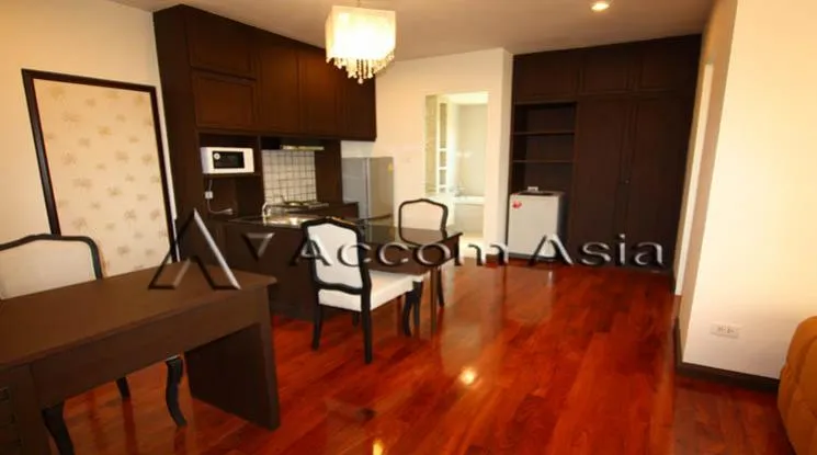 unit 1 Bedroom  Apartment For Rent in Sukhumvit, Bangkok  near BTS Ekkamai (1417234)