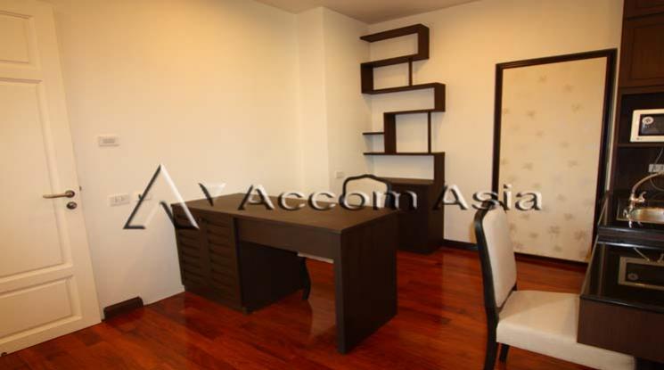 5  1 br Apartment For Rent in Sukhumvit ,Bangkok BTS Ekkamai at High quality of living 1417234