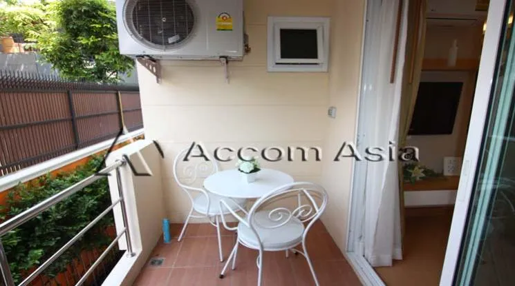 unit 1 Bedroom  Apartment For Rent in Sukhumvit, Bangkok  near BTS Ekkamai (1417237)