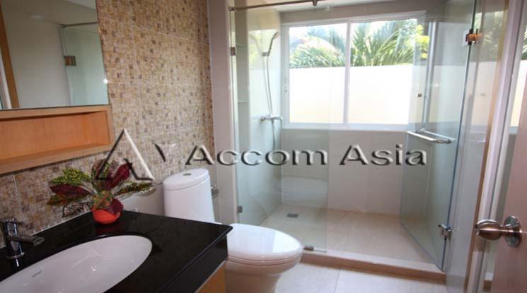 9  1 br Apartment For Rent in Sukhumvit ,Bangkok BTS Ekkamai at High quality of living 1417238