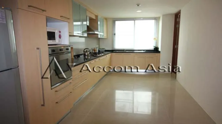 4  4 br Apartment for rent and sale in Silom ,Bangkok BTS Surasak at High-end Low Rise  1417307