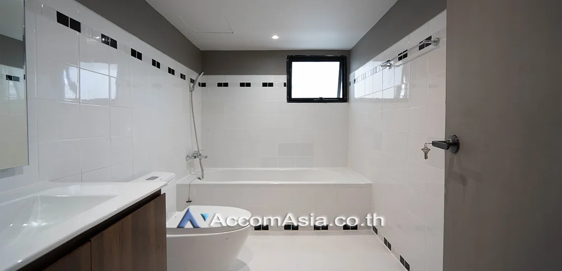8  2 br Apartment For Rent in Sukhumvit ,Bangkok MRT Sukhumvit - BTS Asok at Contemporary Mansion 1417509