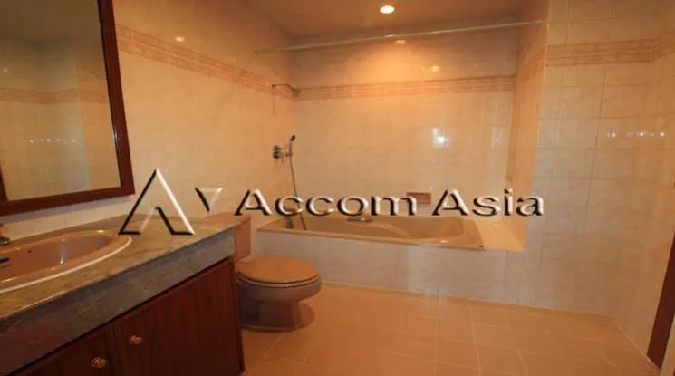 9  3 br Apartment For Rent in Sukhumvit ,Bangkok MRT Sukhumvit - BTS Nana at Private Environment Space 1417549