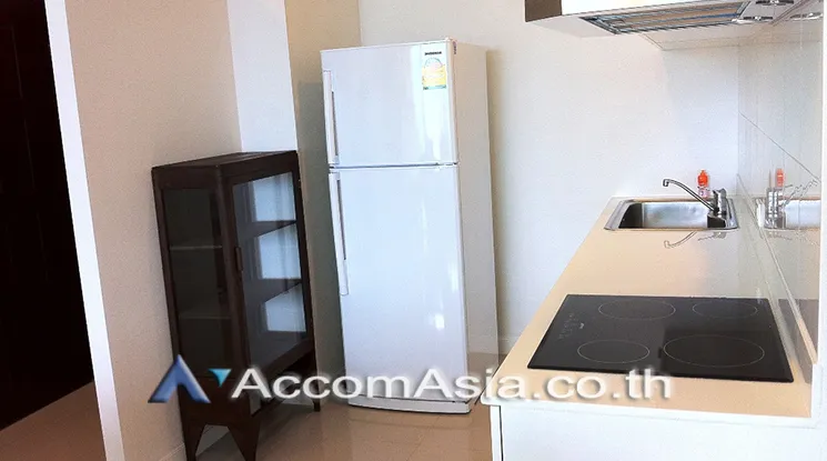 unit 2 Bedrooms  Condominium For Rent in Sukhumvit, Bangkok  near BTS Nana (1517586)