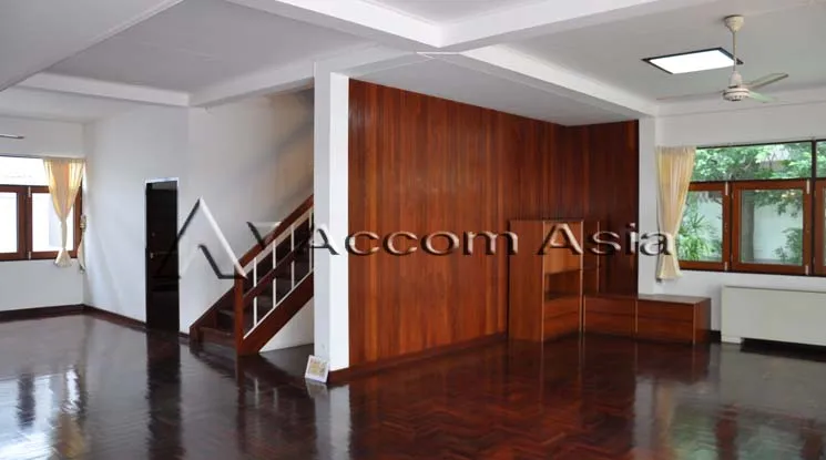 7  5 br House for rent and sale in Sukhumvit ,Bangkok BTS Thong Lo at Privacy Living 50109
