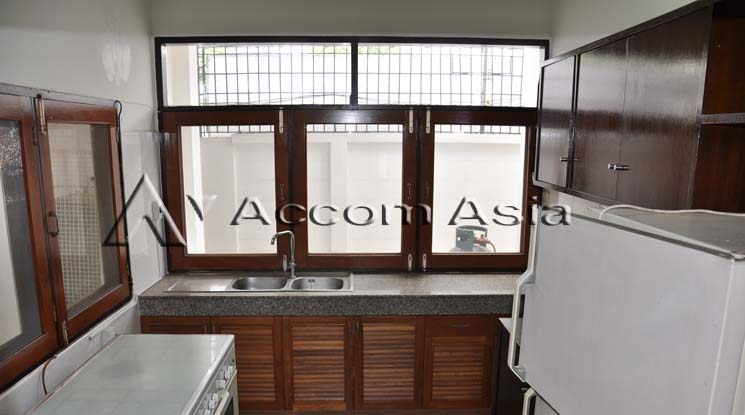 12  5 br House for rent and sale in Sukhumvit ,Bangkok BTS Thong Lo at Privacy Living 50109