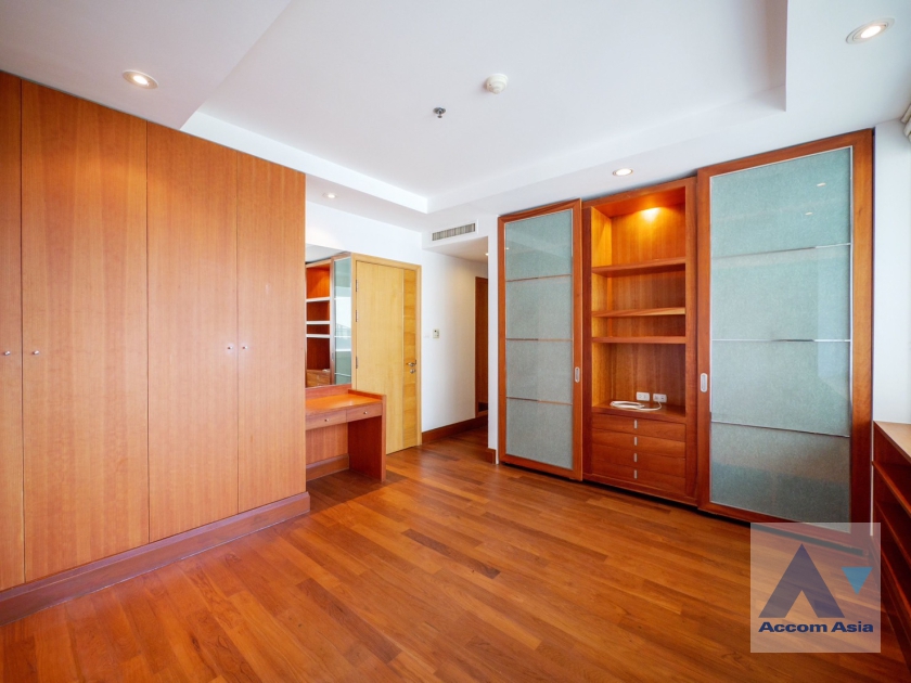 13  3 br Condominium for rent and sale in Ploenchit ,Bangkok BTS Ratchadamri at Baan Ratchadamri 1517743