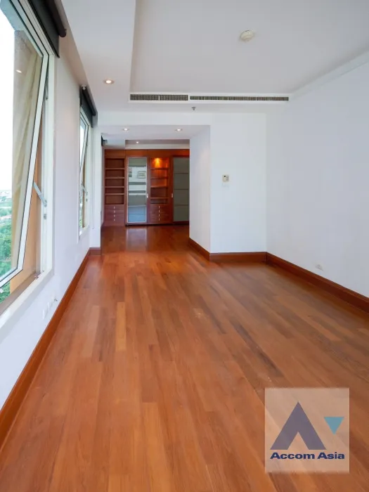 18  3 br Condominium for rent and sale in Ploenchit ,Bangkok BTS Ratchadamri at Baan Ratchadamri 1517743