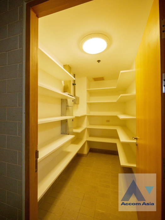 35  3 br Condominium for rent and sale in Ploenchit ,Bangkok BTS Ratchadamri at Baan Ratchadamri 1517743