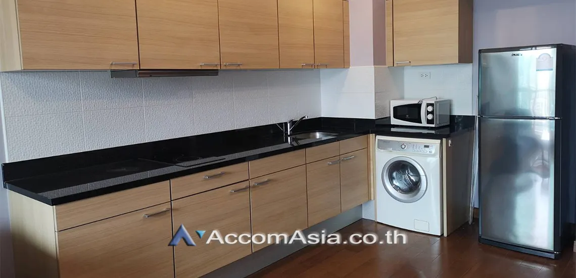 unit 1 Bedroom  Condominium For Rent in Ploenchit, Bangkok  near BTS Chitlom (1517771)