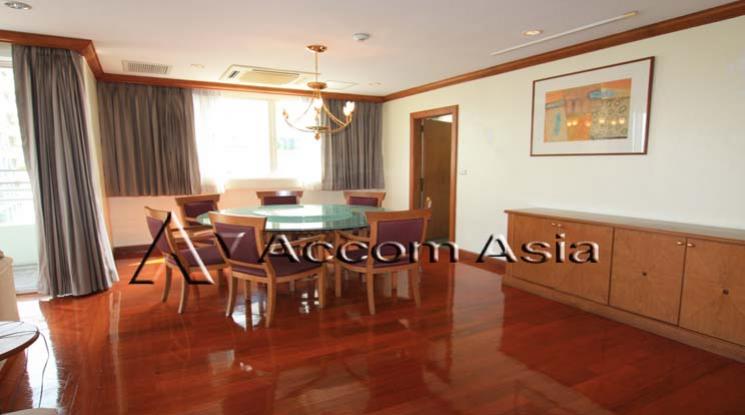  1  3 br Apartment For Rent in Sathorn ,Bangkok BTS Chong Nonsi at Classic Contemporary Style 1417918