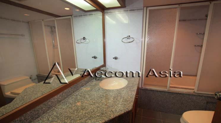 9  3 br Apartment For Rent in Sathorn ,Bangkok BTS Chong Nonsi at Classic Contemporary Style 1417918