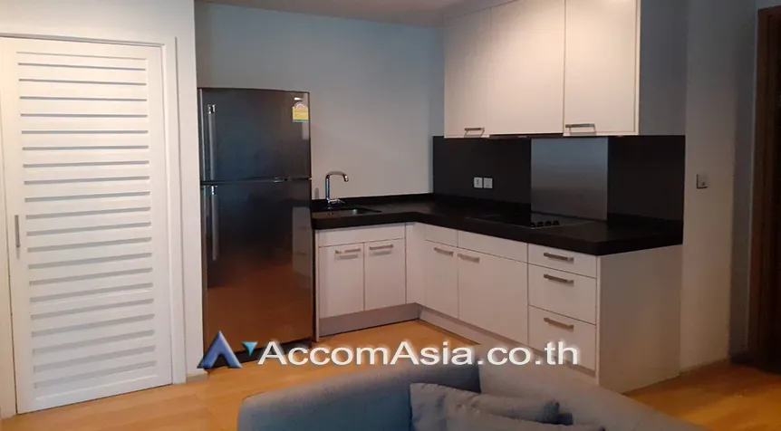 unit 1 Bedroom  Condominium For Rent in Ploenchit, Bangkok  near BTS Ploenchit - MRT Lumphini (1517929)