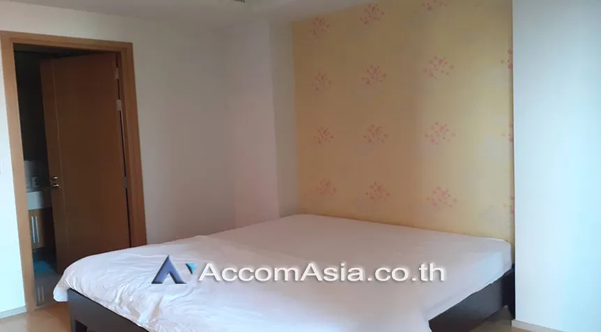 unit 1 Bedroom  Condominium For Rent in Ploenchit, Bangkok  near BTS Ploenchit - MRT Lumphini (1517929)