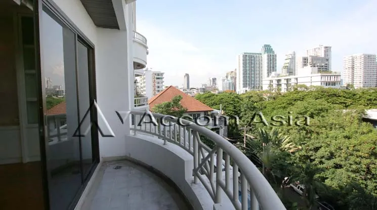 unit 3 Bedrooms  Apartment For Rent in Sukhumvit, Bangkok  near BTS Thong Lo (1417941)