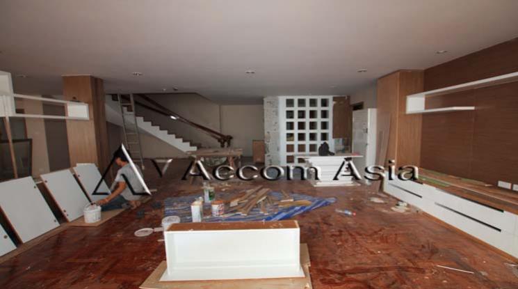  1  3 br Apartment For Rent in Sukhumvit ,Bangkok BTS Phrom Phong at Family Size Residence Starting at 280 Sqm 1417945