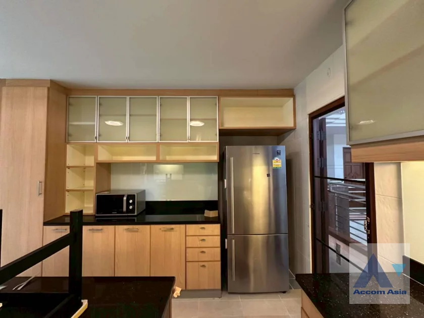 5  2 br Apartment For Rent in Sukhumvit ,Bangkok BTS Phrom Phong at Peaceful Location 3 Mins Walk to Community Malls 1417958