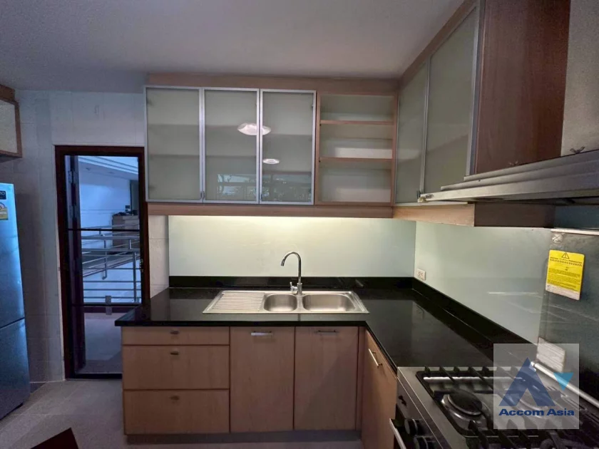 6  2 br Apartment For Rent in Sukhumvit ,Bangkok BTS Phrom Phong at Peaceful Location 3 Mins Walk to Community Malls 1417958