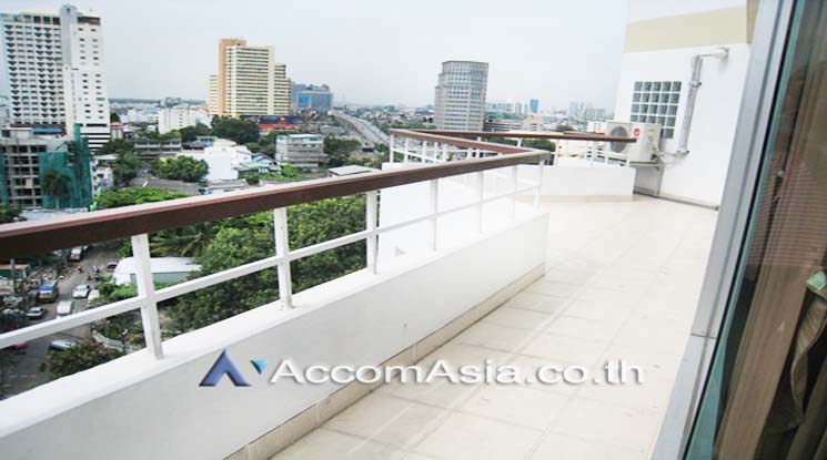  1  2 br Apartment For Rent in Sukhumvit ,Bangkok  at Private and Peaceful 1418008