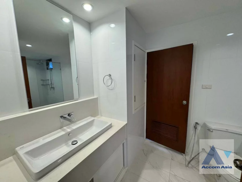 23  3 br Apartment For Rent in Sukhumvit ,Bangkok MRT Sukhumvit - BTS Asok at Peaceful and Pet-Friendly Residence in Asoke 1418015