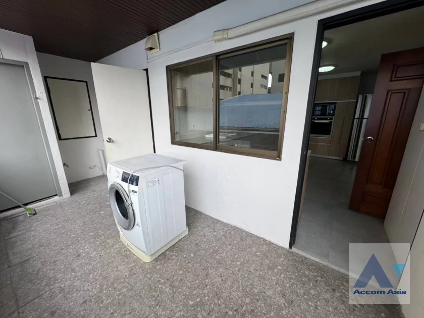 8  3 br Apartment For Rent in Sukhumvit ,Bangkok MRT Sukhumvit - BTS Asok at Peaceful and Pet-Friendly Residence in Asoke 1418015