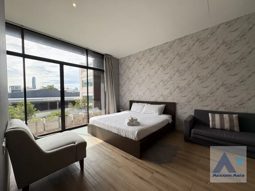 6  3 br House For Rent in Sukhumvit ,Bangkok BTS Thong Lo 100058