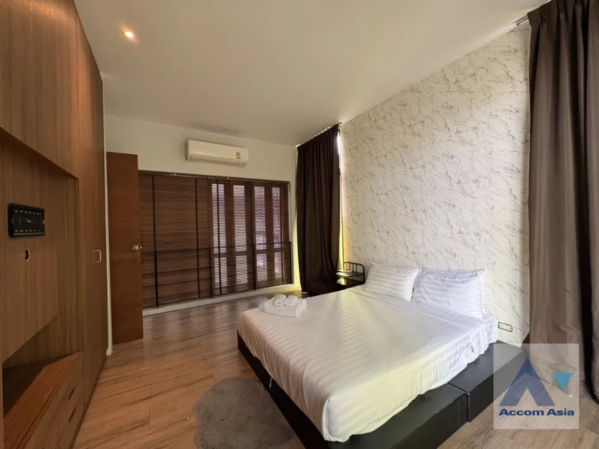 7  3 br House For Rent in Sukhumvit ,Bangkok BTS Thong Lo 100058