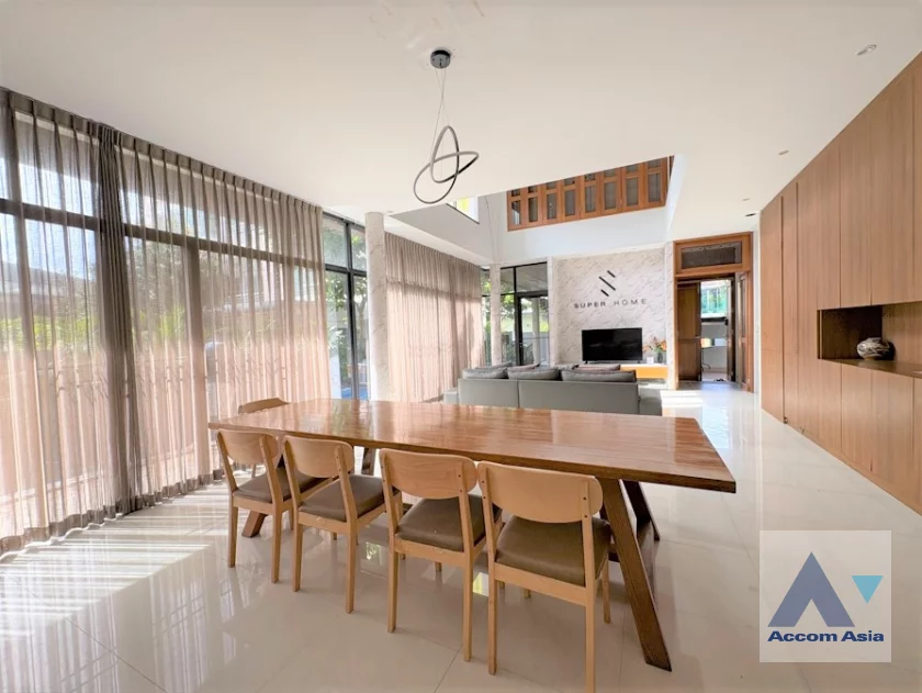 Private Swimming Pool, Pet friendly house for rent in Sukhumvit, Bangkok Code 100058
