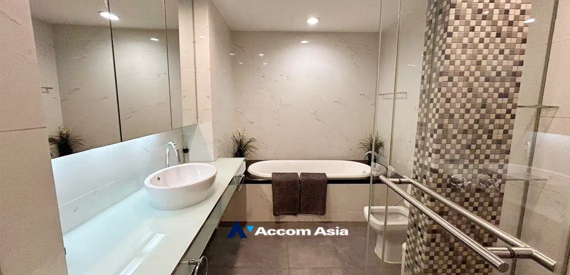 14  3 br Condominium for rent and sale in Silom ,Bangkok BTS Sala Daeng - MRT Silom at The Legend Saladaeng 1518098