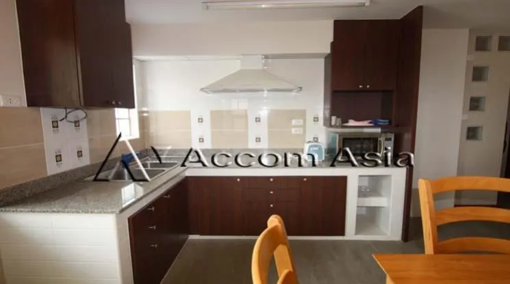 unit 2 Bedrooms  Apartment For Rent in Phaholyothin, Bangkok  near BTS Ari (1418179)