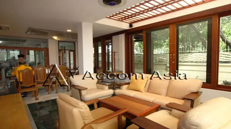 unit 1 Bedroom  Apartment For Rent in Phaholyothin, Bangkok  near BTS Ari (1418180)