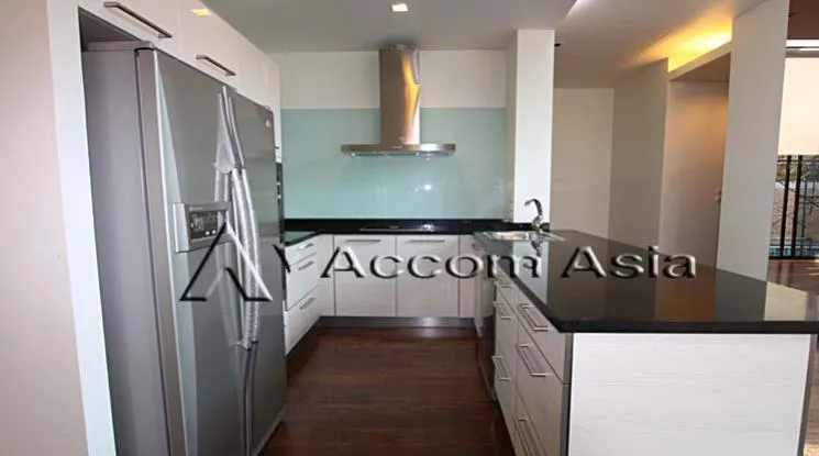 4  3 br House For Rent in Sukhumvit ,Bangkok BTS Ekkamai at House in compound 1818191